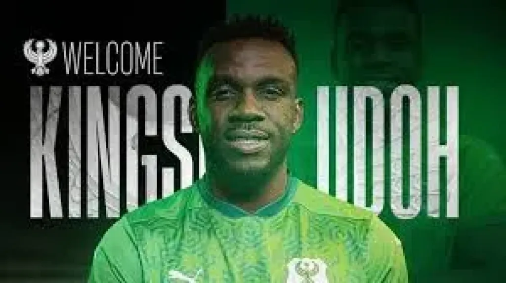 المصري يقيد مهاجمه الجديد استعدادا لمواجهة الزمالك