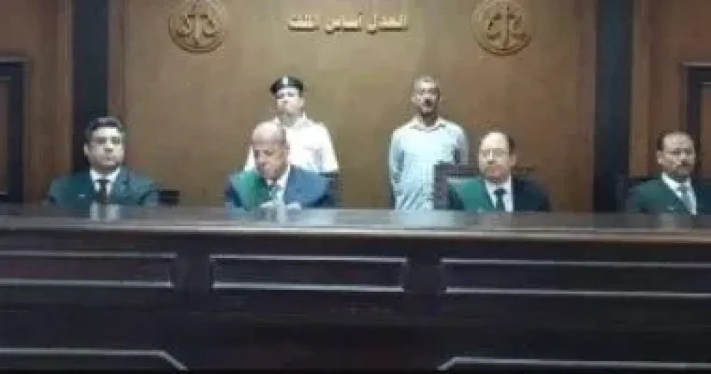 المشدد 15 سنة لـ4 متهمين بتزوير توكيلات لبيع شقق وهمية لمواطنين فى بنها