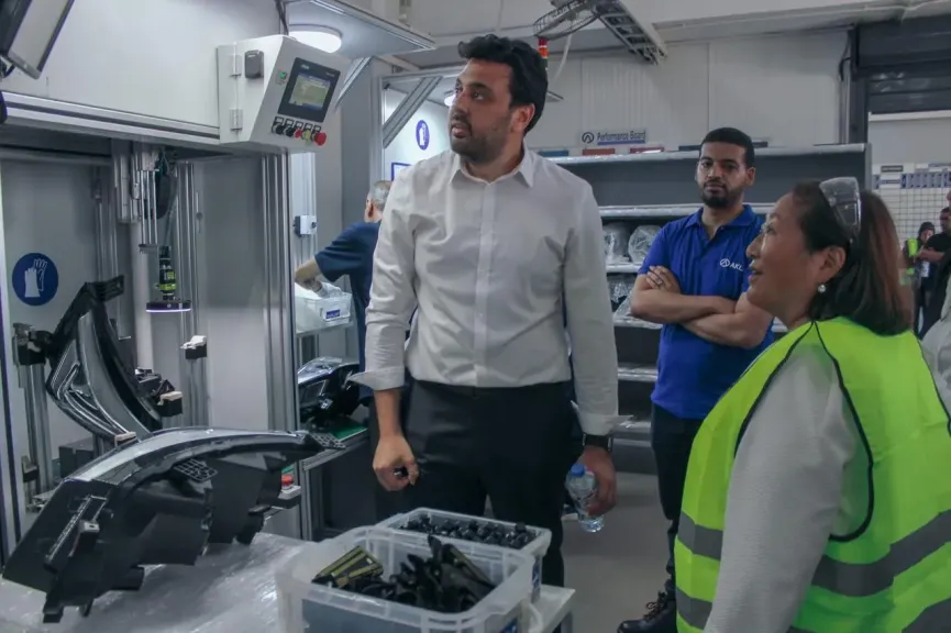 جنوب أفريقيا تستقطب استثمارات صينية وهندية لتعزيز قطاع صناعة السيارات