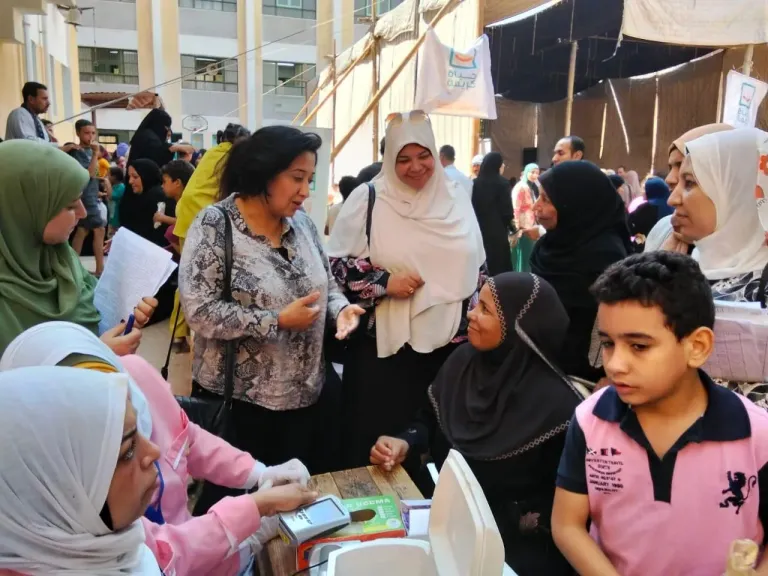 محافظ أسيوط يؤكد دعم الدولة لتمكين المرأة ويشيد بفعاليات المجلس القومي