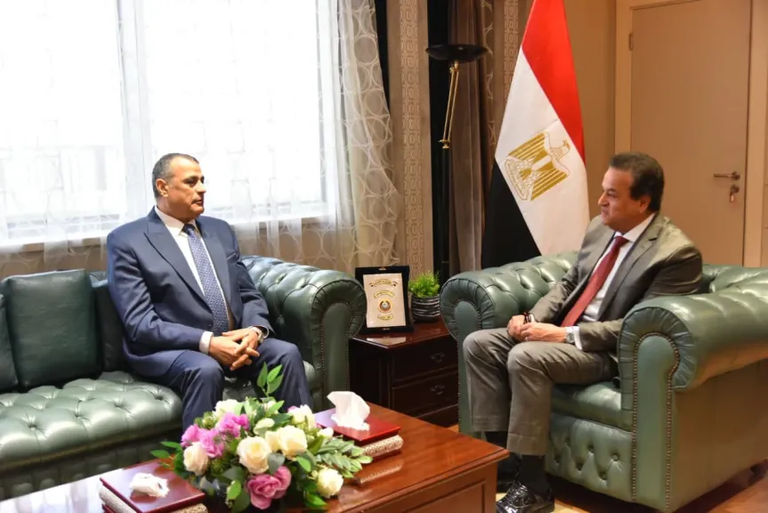 لتعزيز التعاون..نائب رئيس الوزراء ووزير الصحة والسكان يستقبل وزير الدولة للإنتاج الحربى
