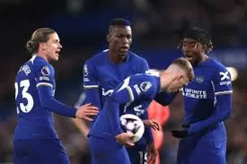 لاعب مغربي يرفض الانضمام إلى تشيلسي قبل غلق باب الانتقالات