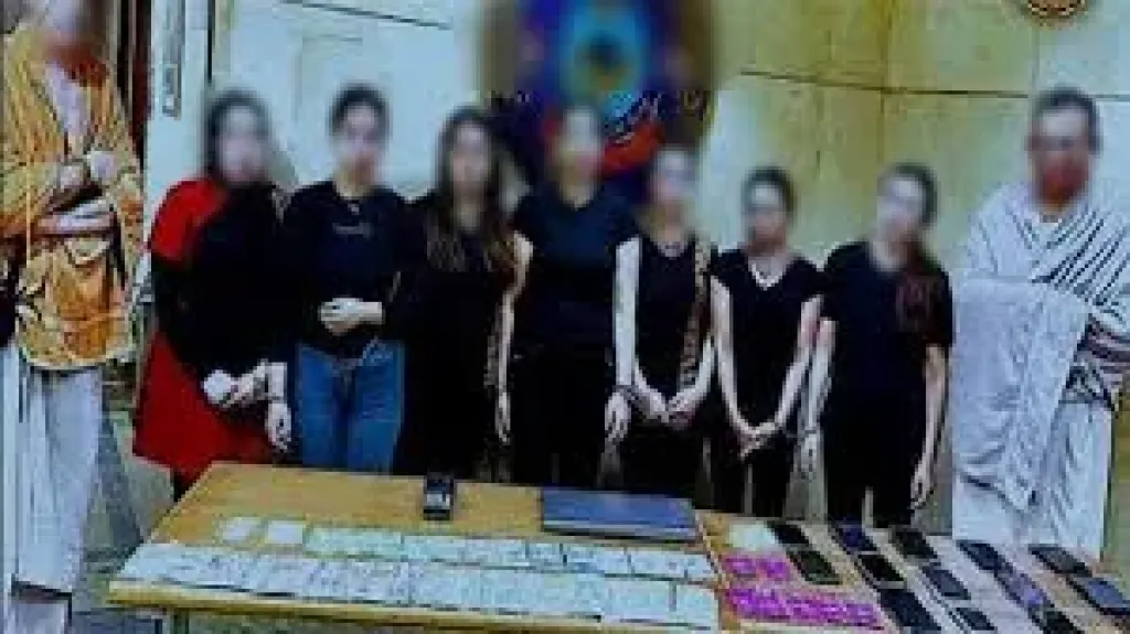 اعترافات المتهمين بممارسة الرذيلة داخل نادٍ صحي بالمعادي