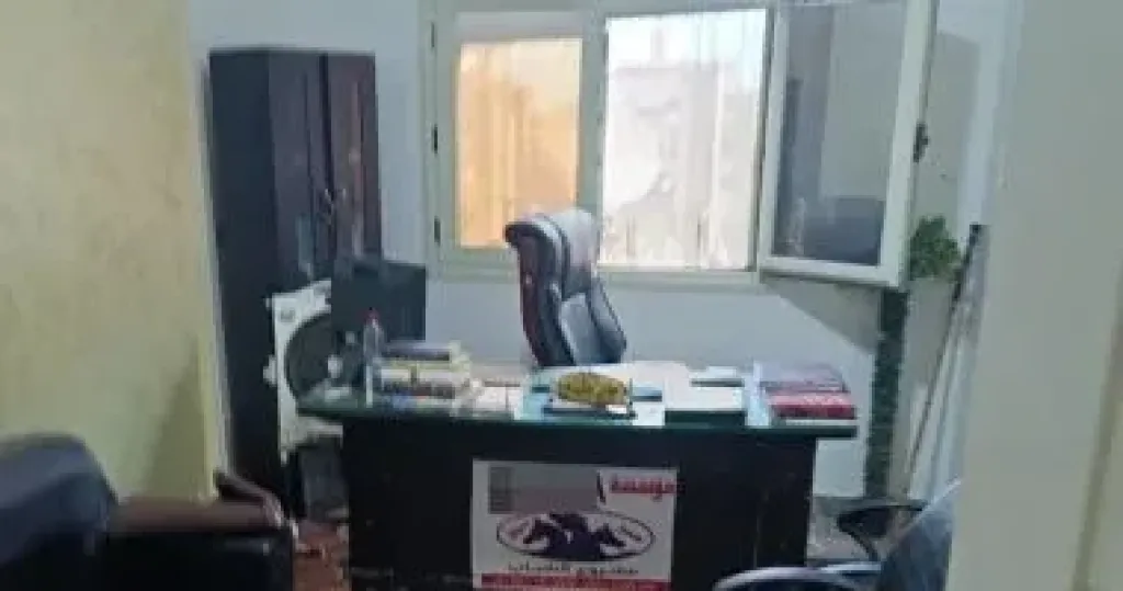 غلق وتشميع مركز للعلاج الطبيعى يديره طالب بالزقازيق