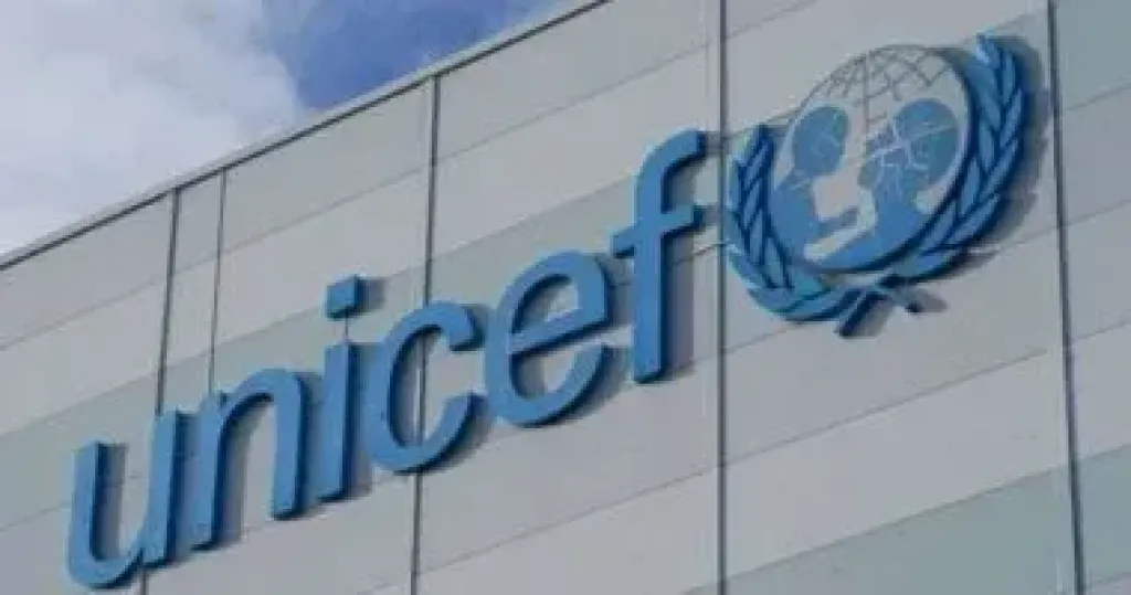 ”يونسيف”: مقتل أكثر من 100 طفل بغارات جوية في غزة منذ وقف إطلاق النار