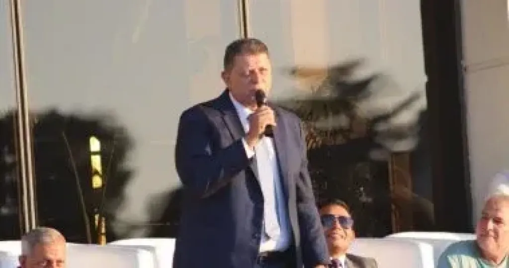 خالد فتحى يهنئ منتخب شابات كرة اليد بالتتويج ببطولة أفريقيا