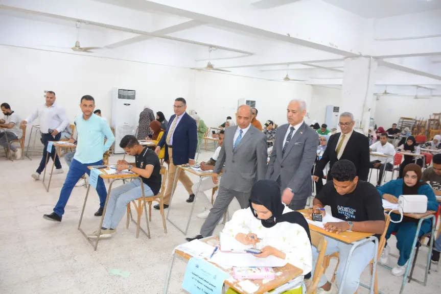 جامعة أسيوط تعقد امتحانات المعادلة لطلاب التعليم الفني للالتحاق بكليات
