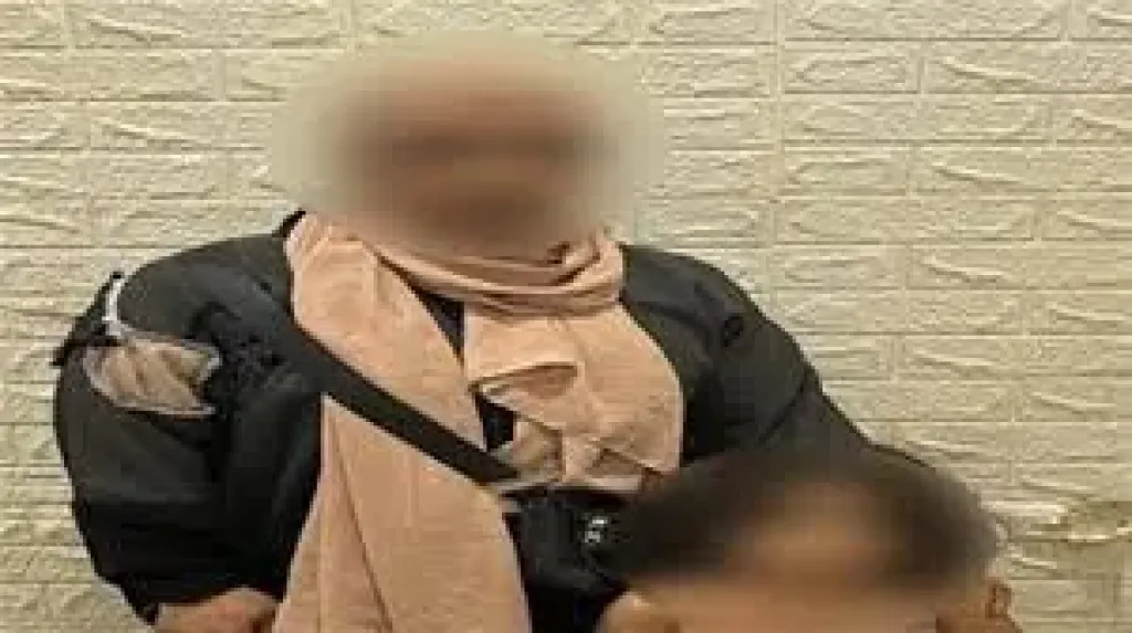 ضبط سيدة استغلت طفلتها في أعمال التسول بوسط القاهرة