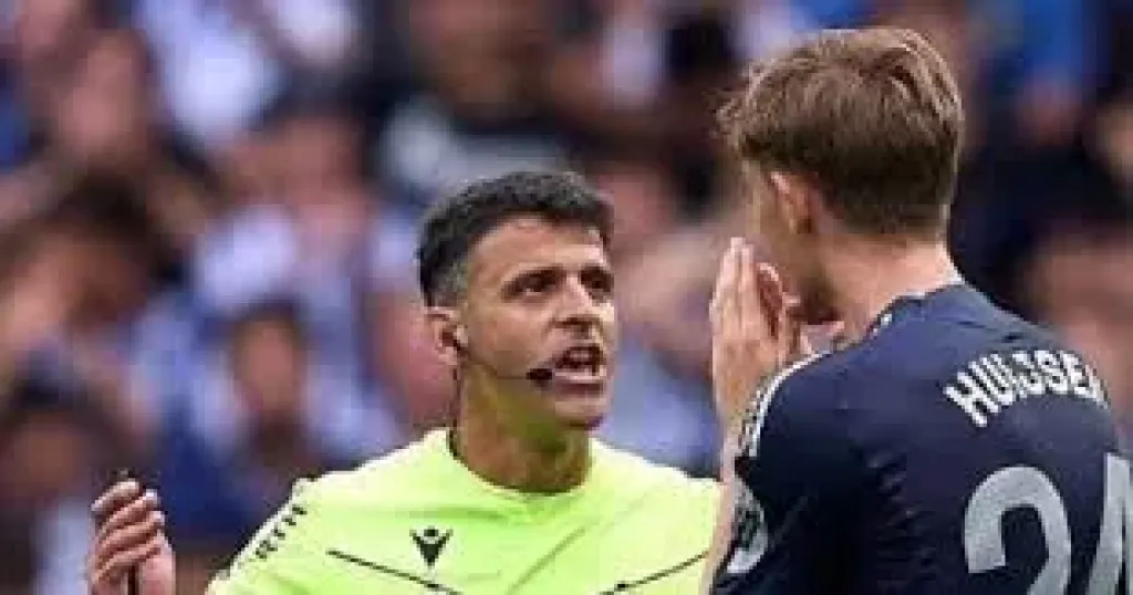 استبعاد حكم الفيديو بعد خطأ طرد هاوسن فى مباراة ريال مدريد ضد سوسيداد