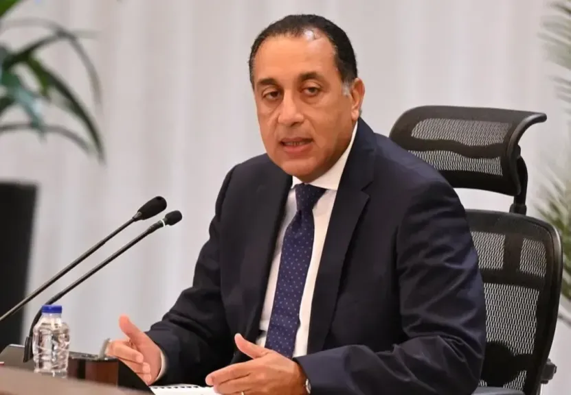 رئيس الوزراء يلتقي مسئولي شركة ”سيمنز” الألمانية لبحث سُبل تعزيز التعاون المشترك