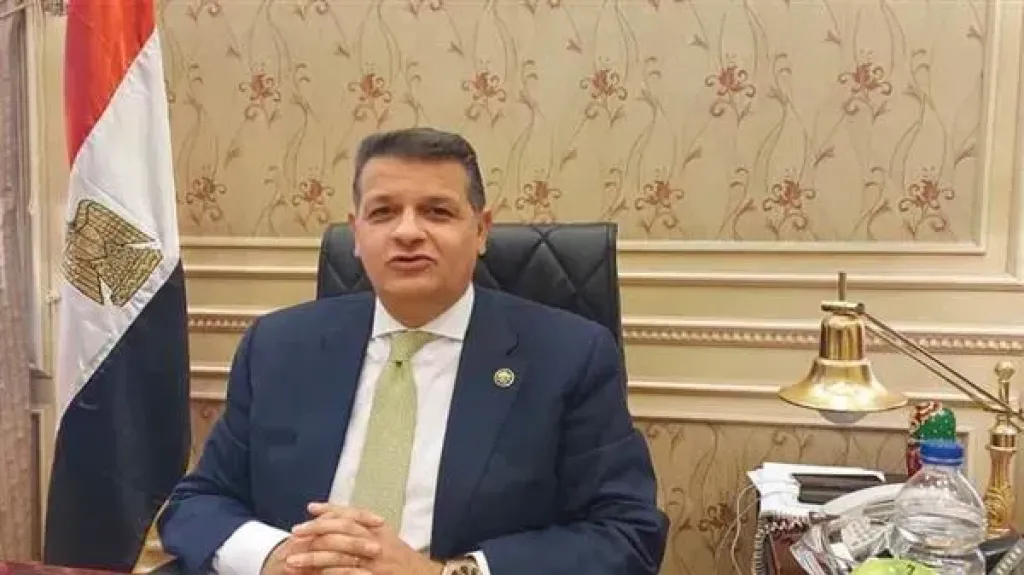 كلمة الرئيس السيسي في قمة الدوحة تؤكد ثوابت مصر في الدفاع عن قضايا الأمة العربية والإسلامية