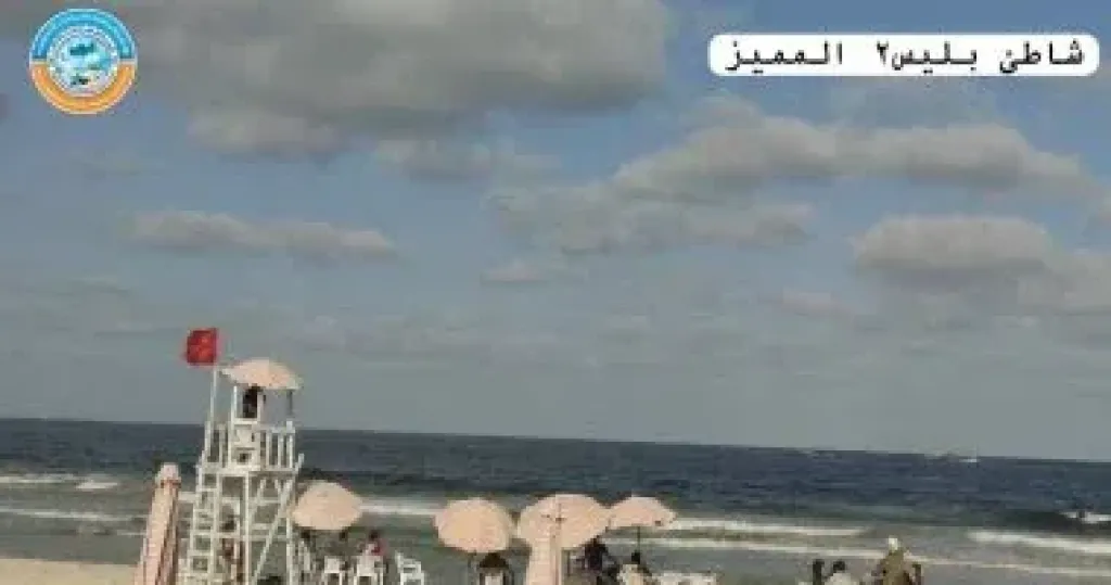 رفع الرايات الحمراء ومنع نزول البحر فى كل شواطئ القطاع الغربى بالإسكندرية