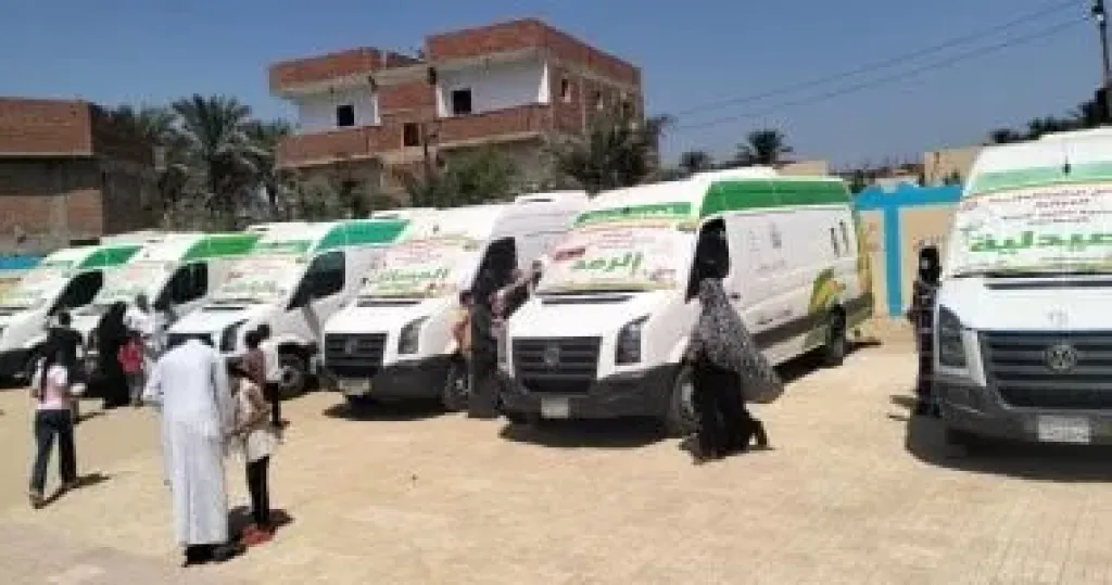 الكشف على 780 مواطنا فى قافلة طبية مجانية بأبو عطوة بالإسماعيلية