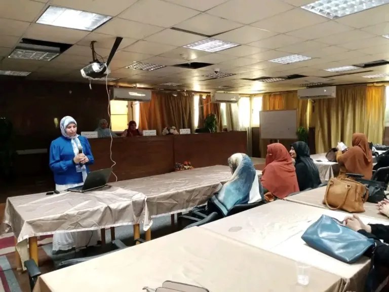 كلية التمريض بجامعة بني سويف تطلق برنامجًا تدريبيًا حول التغيرات الفسيولوجية