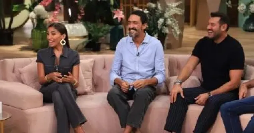 عمرو يوسف ودينا الشربيني وصناع فيلم درويش ضيوف منى الشاذلى غدا على ON