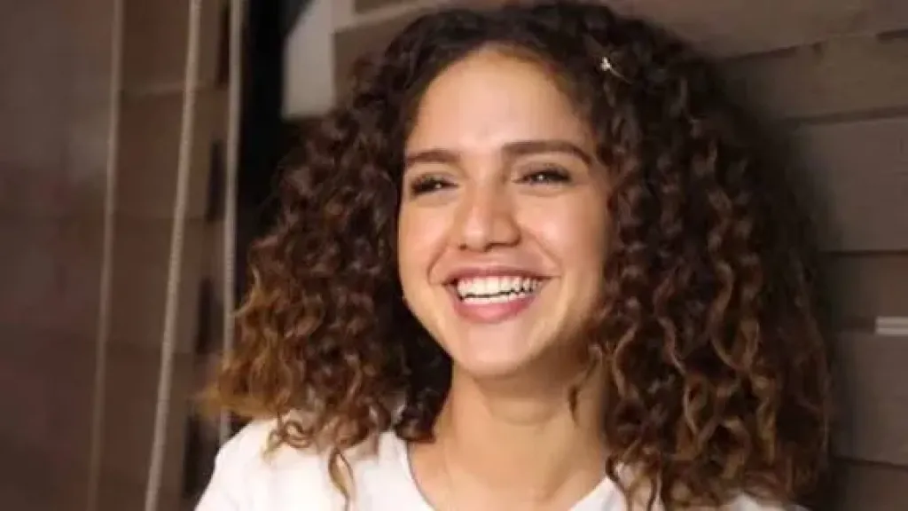 انسحاب رنا رئيس يربك ”سفاح التجمع”