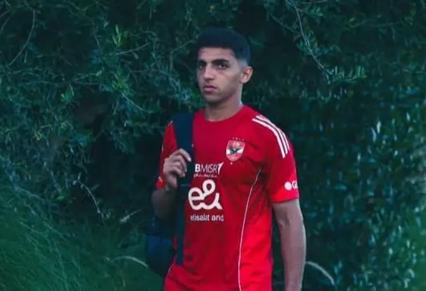 كوكا يستمر فى قيادة الجبهة اليسرى للأهلى أمام سيراميكا