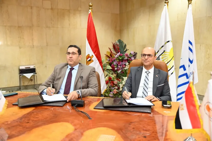 جامعة أسيوط تجدد تعاونها مع الجامعة المصرية للتعلم الإلكتروني