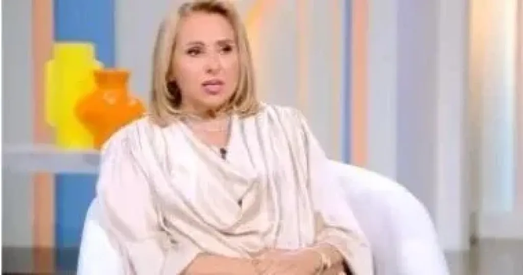 ماجدة الألفي لـ”ست ستات”: وفاة زوجي أصعب مراحل حياتي.. وانتقلت بين عدة مشروعات