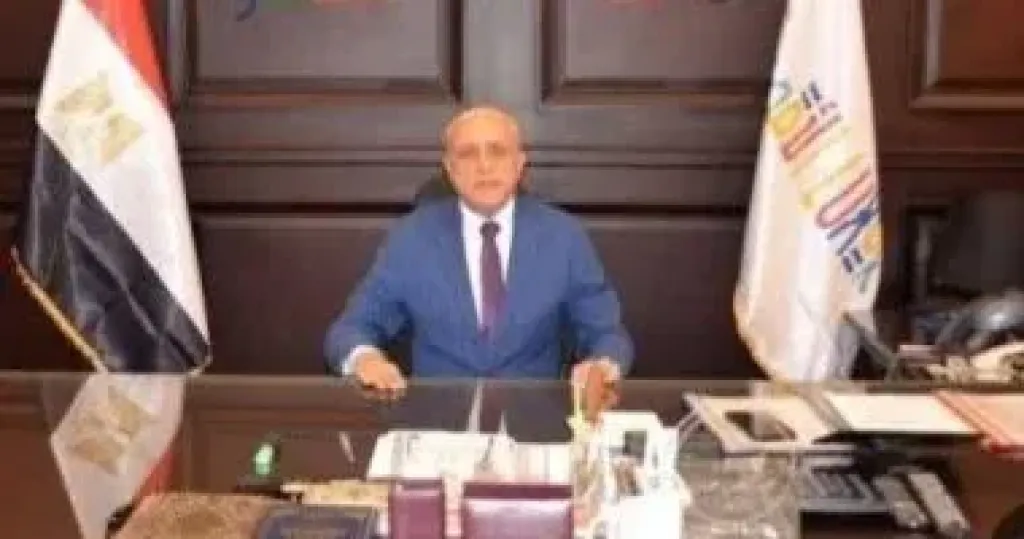 محافظ الأقصر يعتمد قرار التعاقد مع 299 معلماً لسد العجز في المدارس