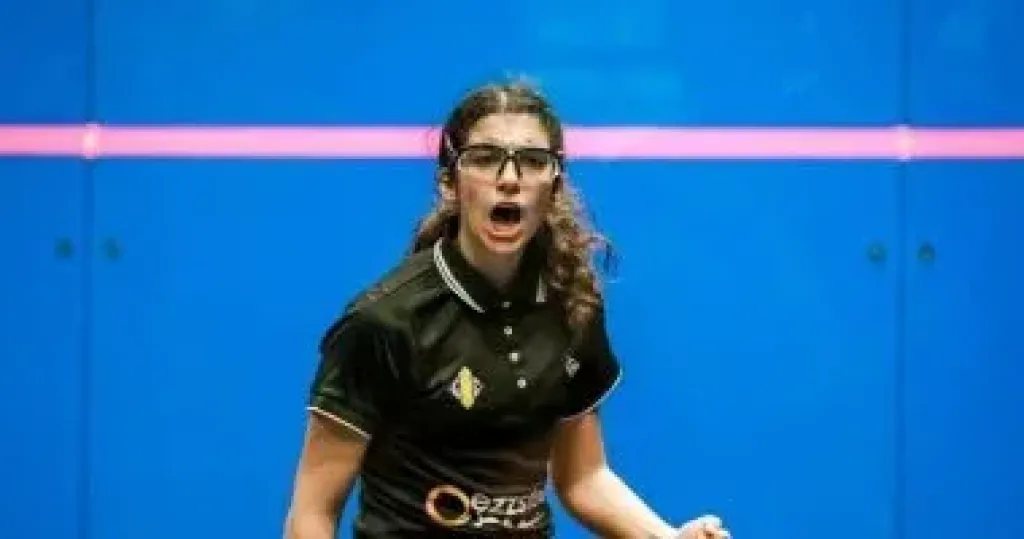 أمينة عرفى تتأهل لمواجهة هانيا الحمامى فى نهائى بطولة مصر المفتوحة للاسكواش