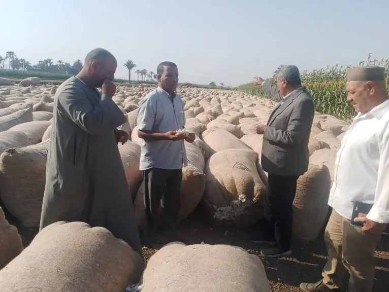 محافظ أسيوط: دعم الفلاح وتحسين جودة المحصول
