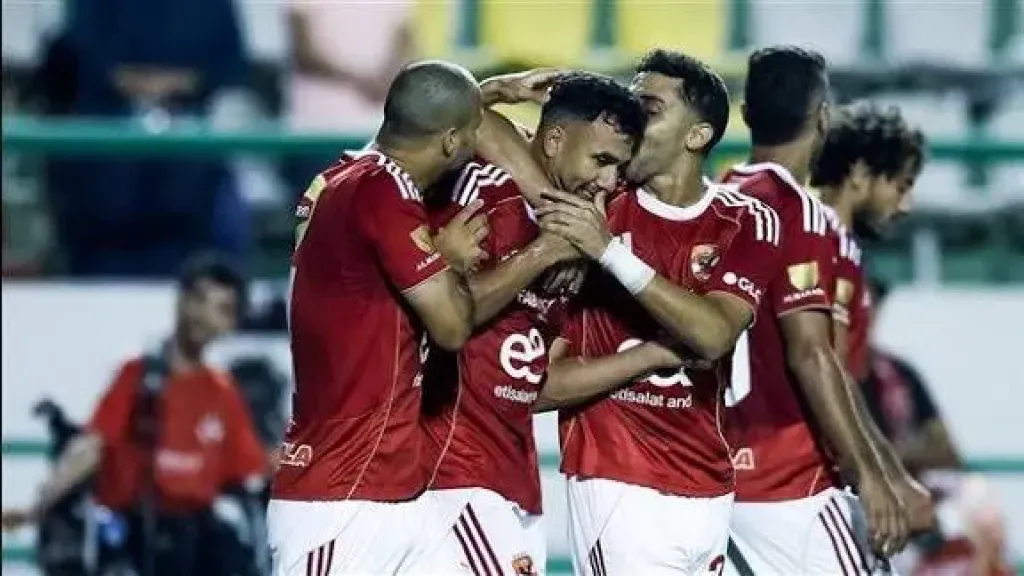 بن شرقي وتريزيجيه في الهجوم، تشكيل الأهلي لمواجهة سيراميكا بالدوري