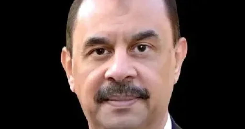 محافظ سوهاج: توفير كراسٍ متحركة بالمجان للطلاب ذوي الإعاقات الحركية