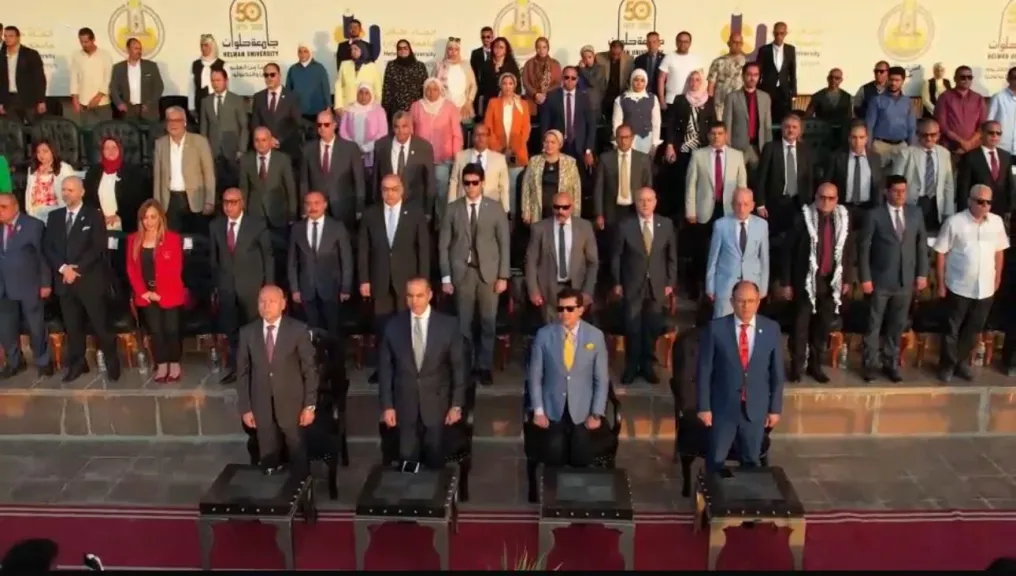 بالصور.. أسرة ”طلاب من أجل مصر” بجامعة حلوان تنظم احتفالية كبرى لاستقبال الطلاب للعام الدراسي 2025 / 2026