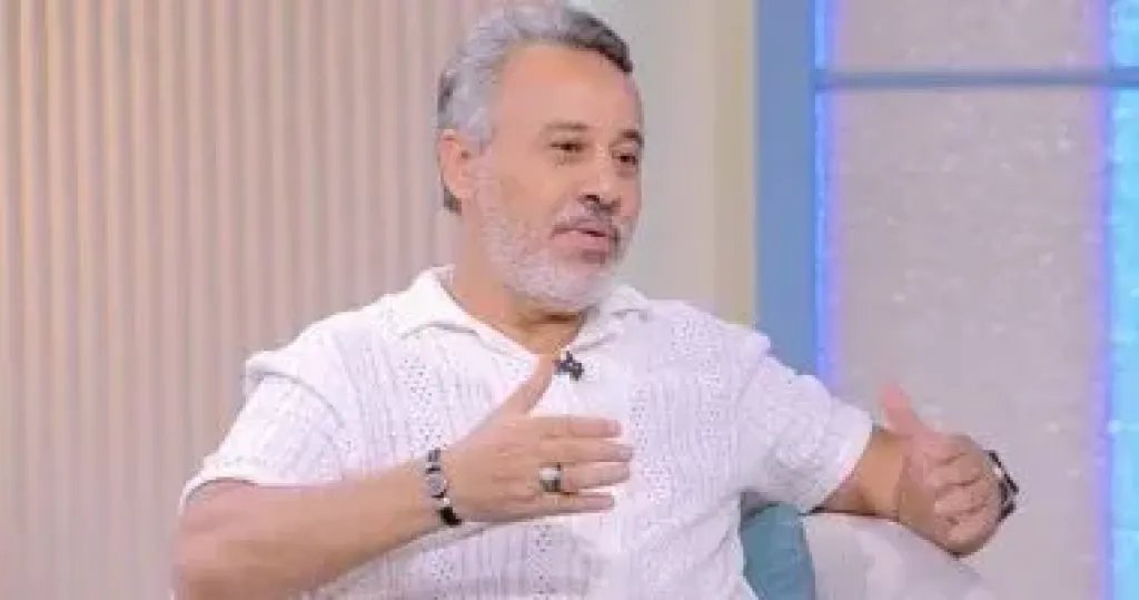 إيهاب فهمى لـ”ست ستات”: الثقة تُبنى بخبرة الحياة.. ولا حياة زوجية بدون مصارحة