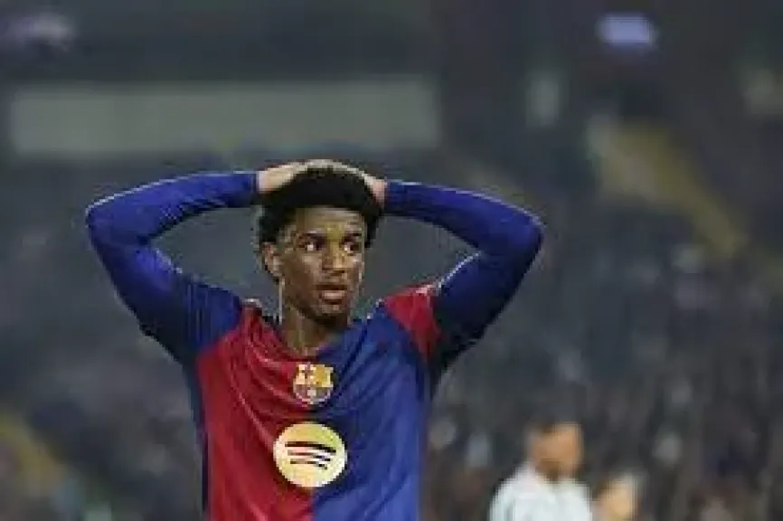 بالدى يعود لتدريبات برشلونة قبل مواجهة باريس سان جيرمان الأوروبية