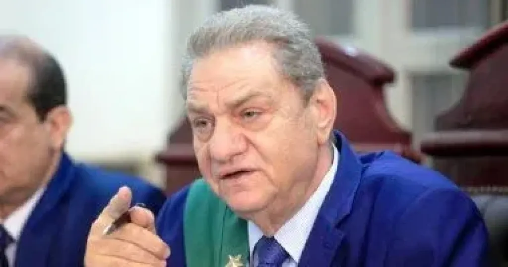 المؤبد لعامل تنكر فى ملابس سيدة ”منقبة” لسرقة شقة جواهرجى فى عابدين
