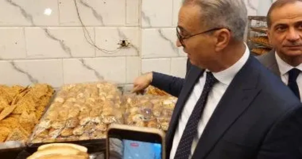 رئيس جهاز حماية المستهلك يشدد على إعلان قائمة أسعار منتجات مخبز سياحى