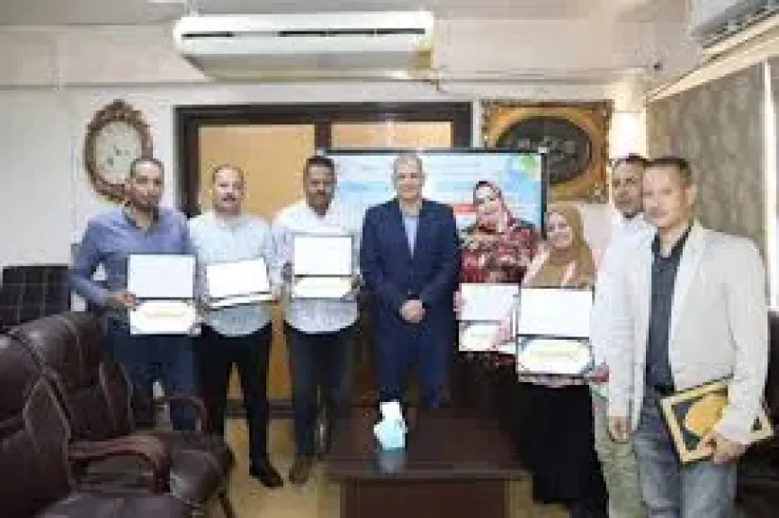 مياه الفيوم تكرم العاملين المتميزين