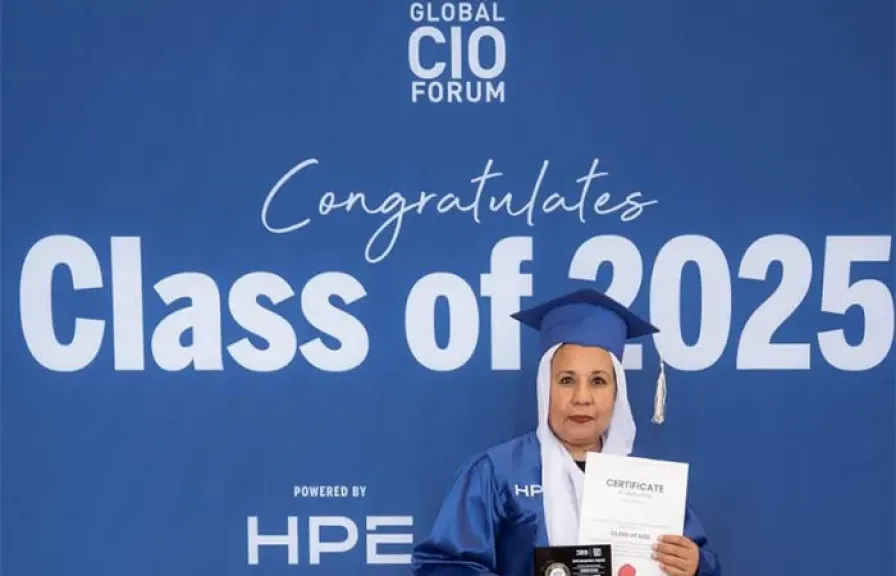 قمة 200 CIO تُكرِّم مصرية عن مشروع يرصد دور الذكاء الاصطناعي في تمكين ذوي الهمم