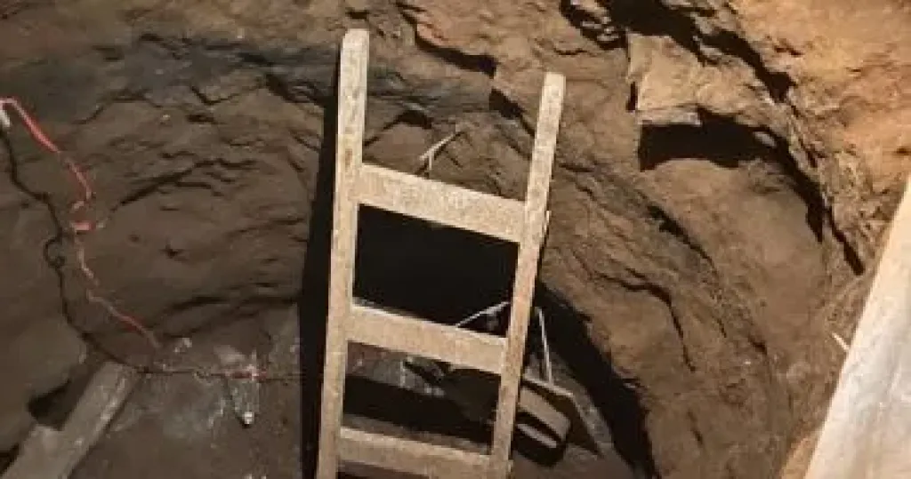 ضبط 5 أشخاص أثناء التنقيب عن الآثار داخل شقة بالسيدة زينب