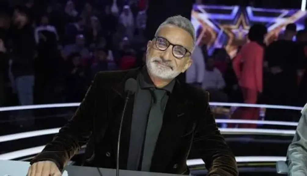 تفاصيل عودة باسم يوسف إلى مصر
