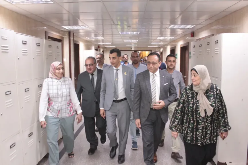 مدير البنك القومي للمعامل والأجهزة العلمية بالمجلس الأعلى للجامعات