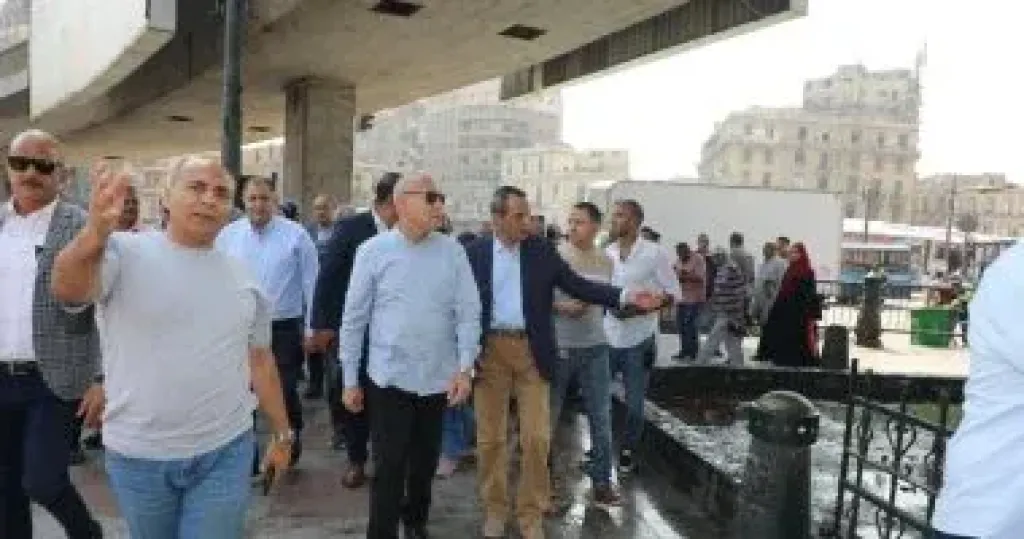 محافظ القاهرة يتفقد ميدان رمسيس لمتابعة تطويره ورفع الإشغالات