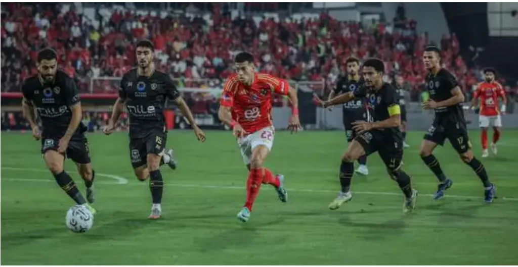 غيابات بالجملة تضرب الأهلي والزمالك في القمة 131