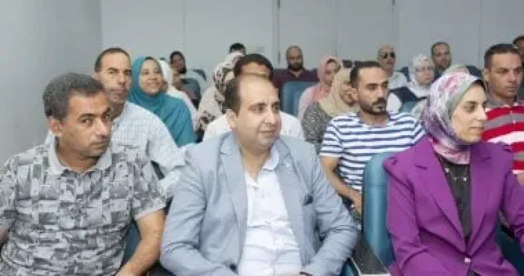 جامعة دمنهور تعقد فعاليات دورة الإرشاد الأسري والدعم النفسي