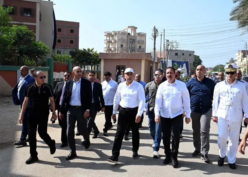 رئيس الوزراء يتفقد الأعمال الإنشائية لمشروع مستشفى أشمون المركزي الجديد