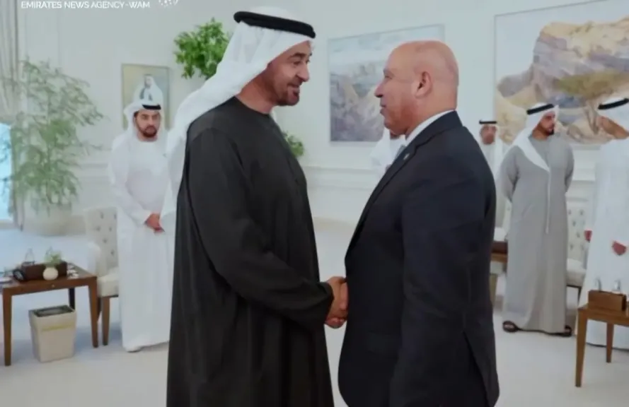 وزير النقل مع رئيس الإمارات 