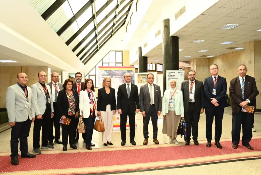 الدكتور المنشاوي والقائم بأعمال السفير الإسباني يفتتحان المعرض