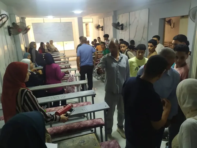 بقرار من محافظ البحيرة غلق وتشميع عدد من سناتر الدروس الخصوصية بكفر الدوار