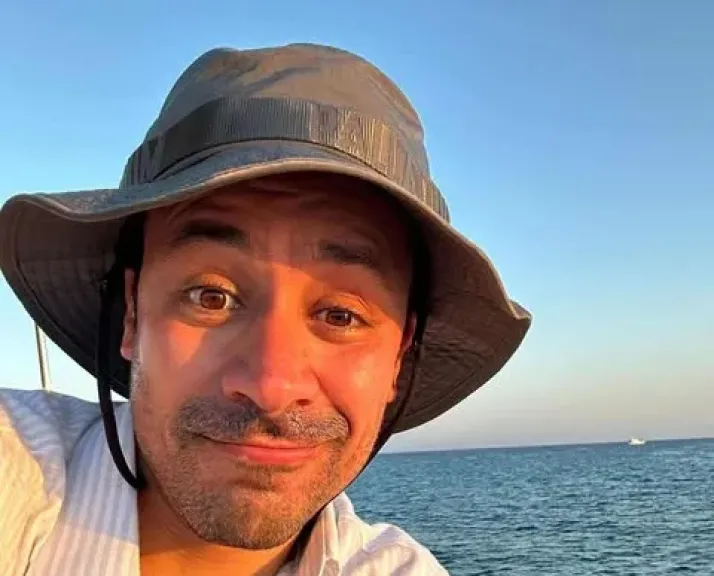 أحمد داود يسافر إلى الغردقة لتصوير فيلمه الكراش