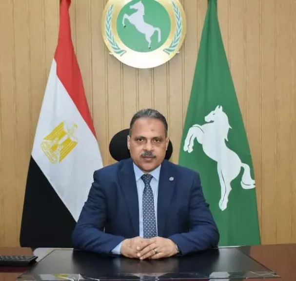 محافظ الشرقية: يُقرر إحالة العاملين المقصرين في عملهم بالمنشآت التعليمية للتحقيق