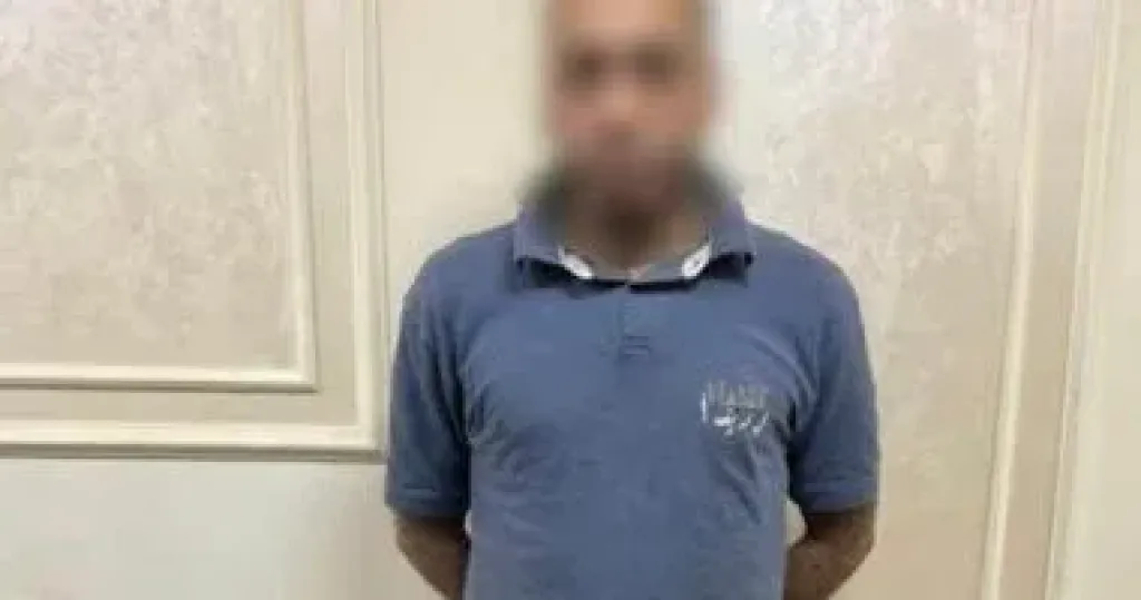 القبض على منادي سيارات غير مرخص بعد فيديو متداول في العجوزة