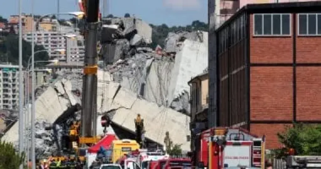 ارتفاع حصيلة ضحايا انهيار مبنى مدرسة في إندونيسيا إلى 37 شخصا