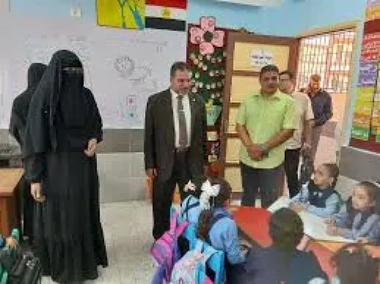 وكيل التعليم بالدقهلية يتفقد مدارس ميت سلسيل والجمالية